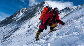 Jangan Panik! Ini Cara Cepat Atasi Hipotermia di Gunung