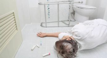 Waspadai Bahaya Jatuh di Kamar Mandi, Mengapa Bisa Fatal?