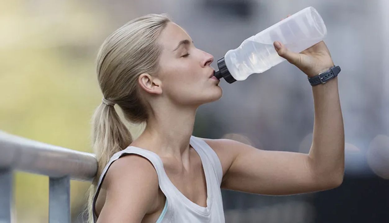 minum air