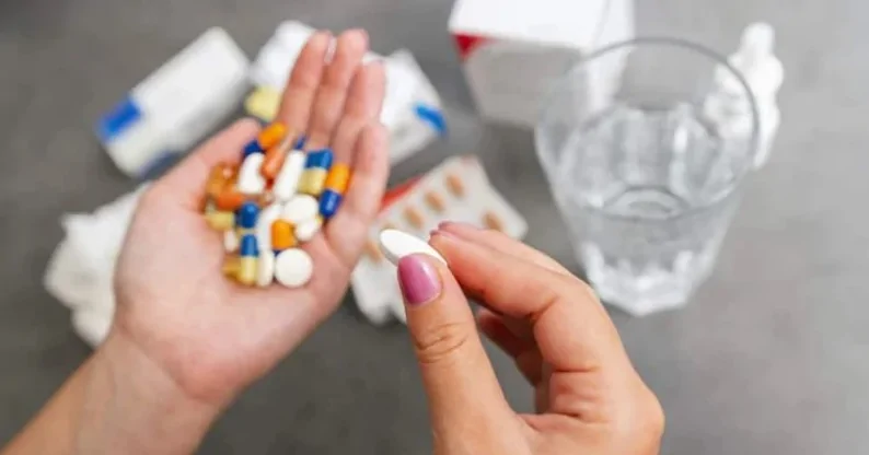 Perbedaan Antibiotik dan Antiviral: Cara Kerja dan Waktu Penggunaan yang Tepat